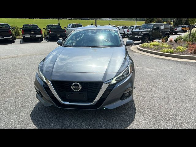 2020 Nissan Altima 2.0 Platinum