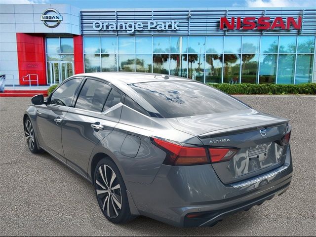 2020 Nissan Altima 2.0 Platinum