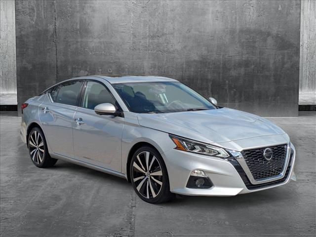 2020 Nissan Altima 2.0 Platinum