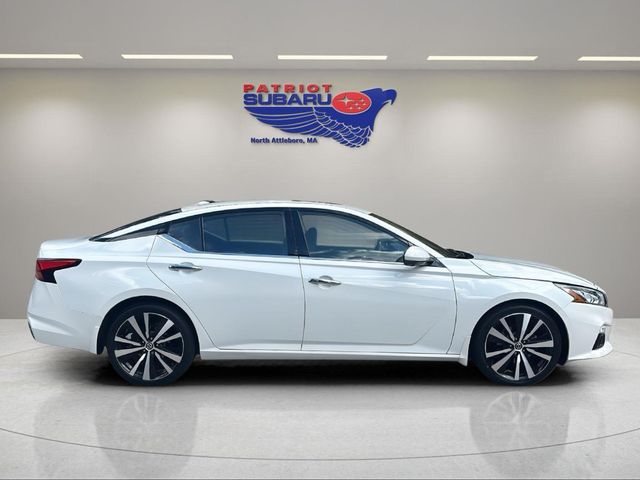 2020 Nissan Altima 2.0 Platinum