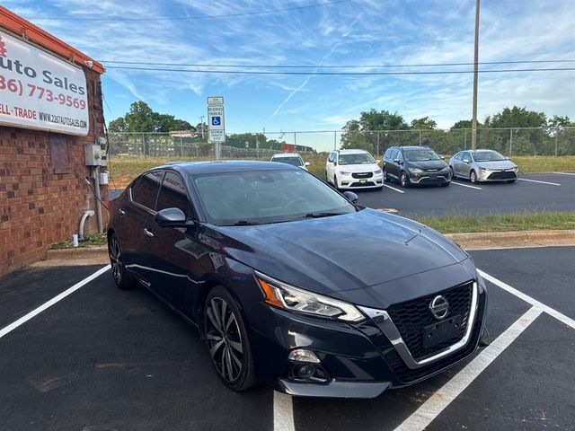 2020 Nissan Altima 2.0 Platinum