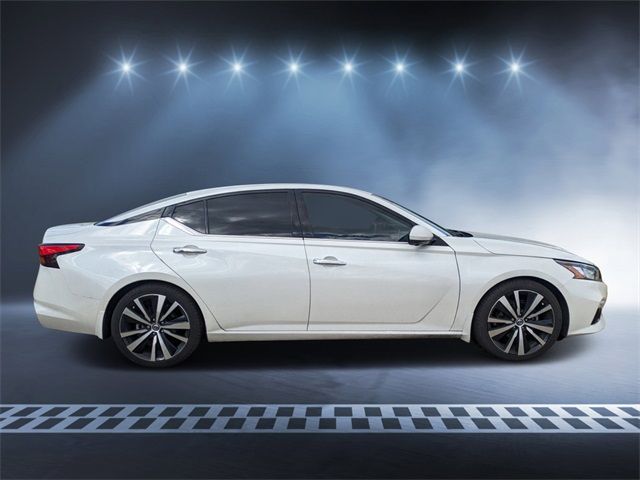 2020 Nissan Altima 2.0 Platinum