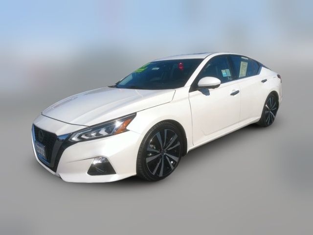 2020 Nissan Altima 2.0 Platinum