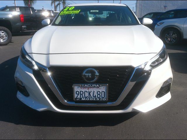 2020 Nissan Altima 2.0 Platinum