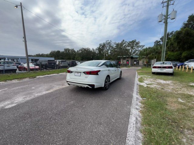 2020 Nissan Altima 2.0 Platinum