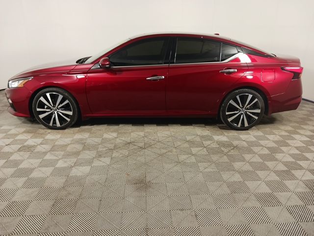 2020 Nissan Altima 2.0 Platinum