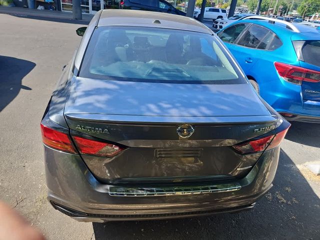 2020 Nissan Altima 2.0 Platinum