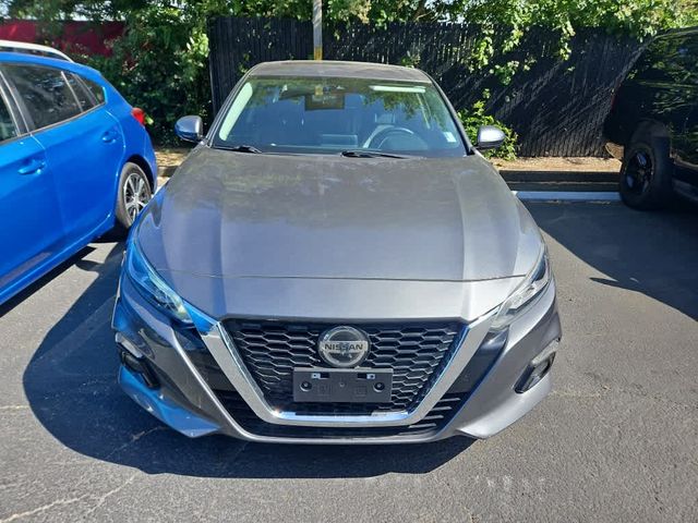 2020 Nissan Altima 2.0 Platinum