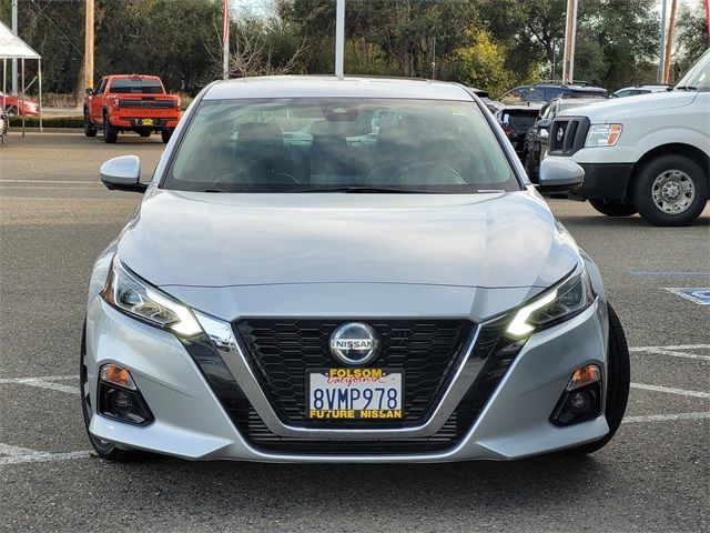 2020 Nissan Altima 2.0 Platinum