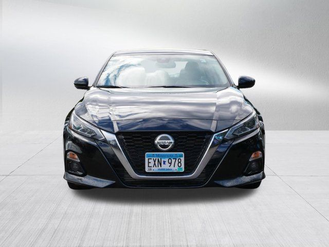 2020 Nissan Altima 2.0 Platinum