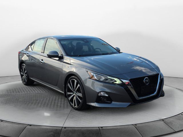 2020 Nissan Altima 2.0 Platinum
