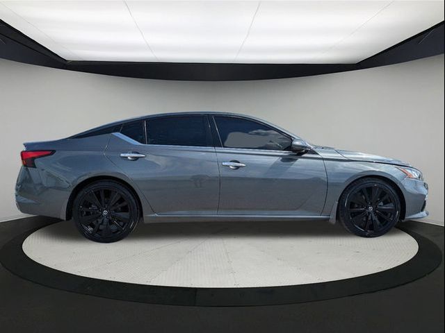 2020 Nissan Altima 2.0 Platinum