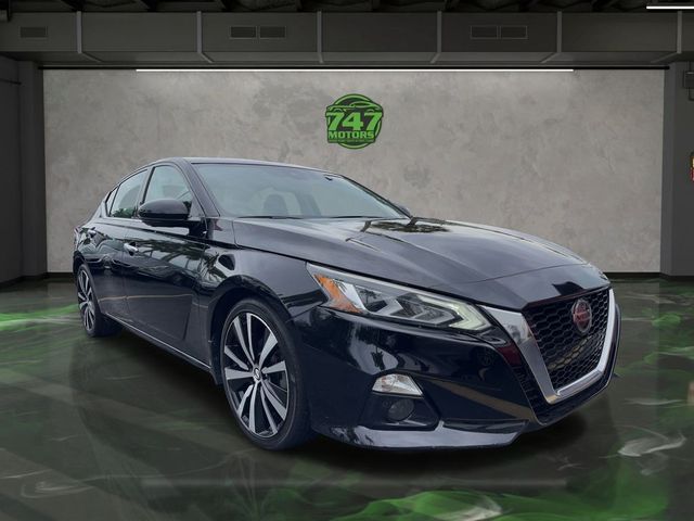 2020 Nissan Altima 2.0 Platinum