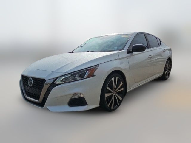 2020 Nissan Altima 2.0 SR