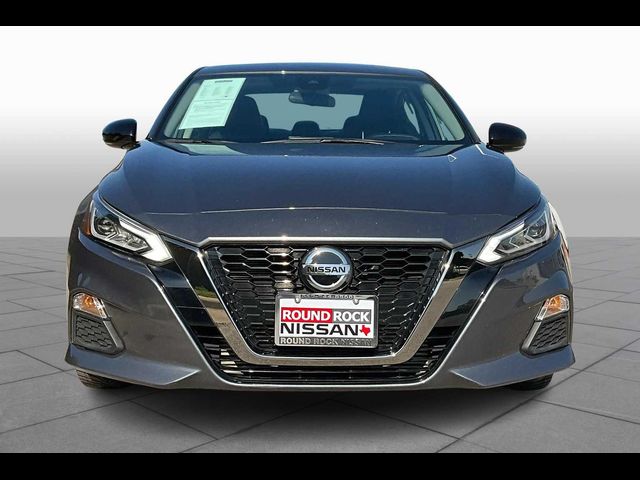 2020 Nissan Altima 2.0 SR