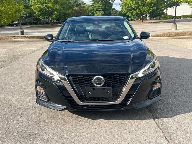 2020 Nissan Altima 2.0 SR