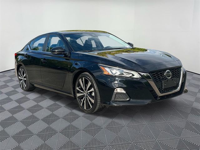 2020 Nissan Altima 2.0 SR