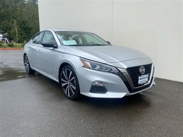 2020 Nissan Altima 2.0 SR