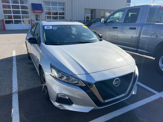 2020 Nissan Altima 2.0 SR