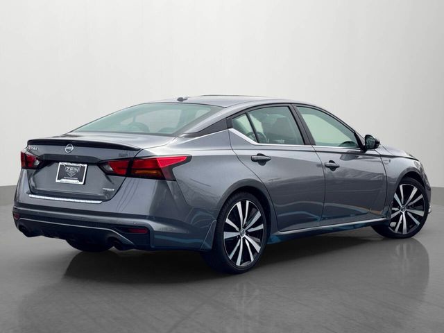 2020 Nissan Altima 2.0 SR