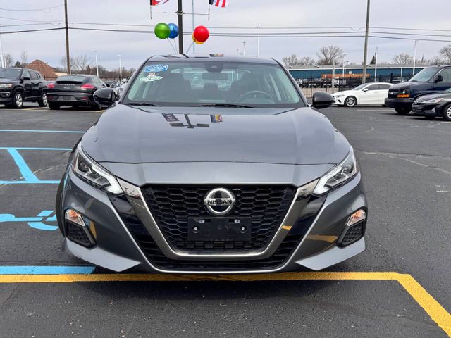 2020 Nissan Altima 2.0 SR