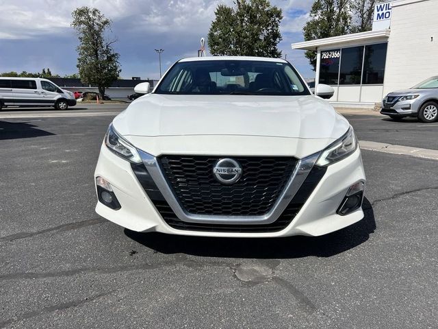 2020 Nissan Altima 2.5 Platinum