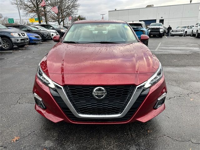 2020 Nissan Altima 2.5 Platinum