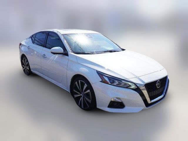 2020 Nissan Altima 2.5 Platinum