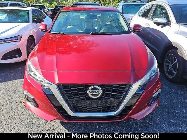 2020 Nissan Altima 2.5 Platinum