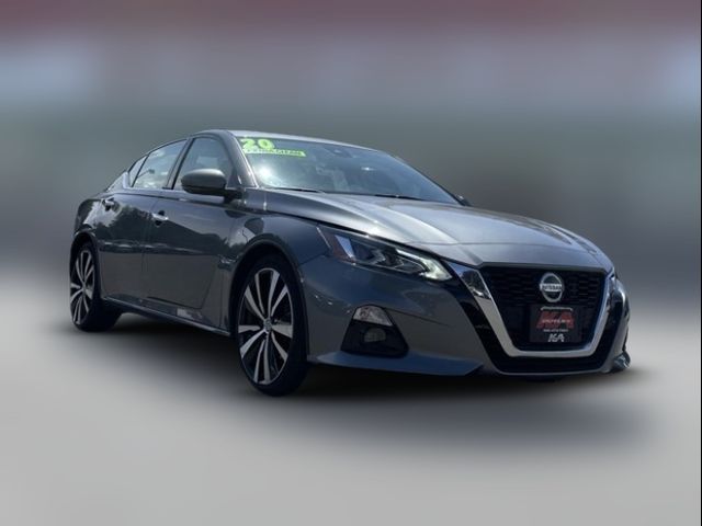 2020 Nissan Altima 2.5 Platinum