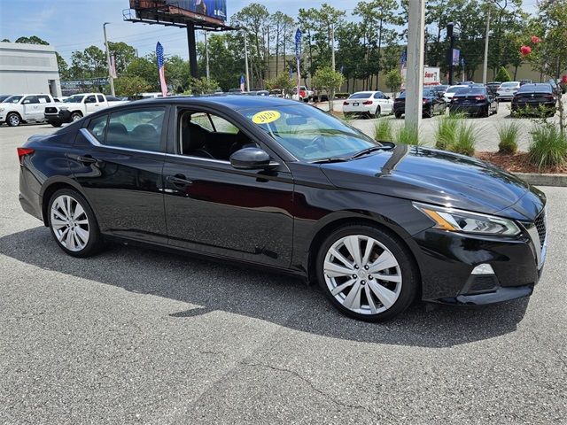 2020 Nissan Altima 2.5 SR