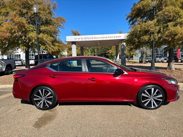 2020 Nissan Altima 2.5 SR