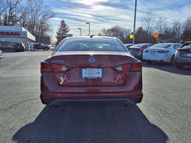 2020 Nissan Altima 2.5 SR