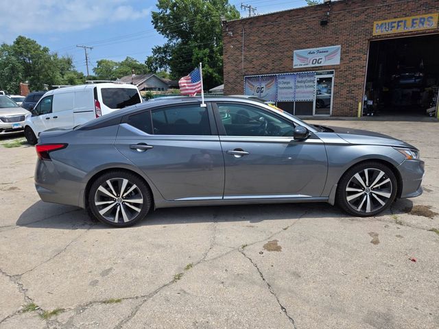 2020 Nissan Altima 2.5 SR