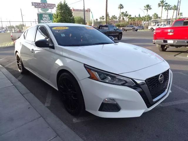 2020 Nissan Altima 2.5 SR