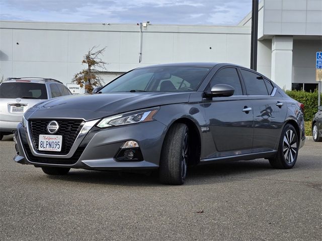 2020 Nissan Altima 2.5 SV