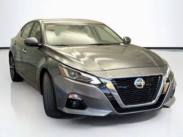 2020 Nissan Altima 2.5 SV