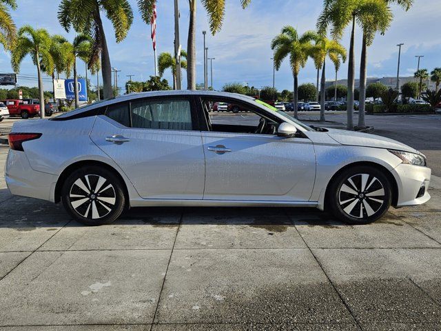 2020 Nissan Altima 2.5 SV