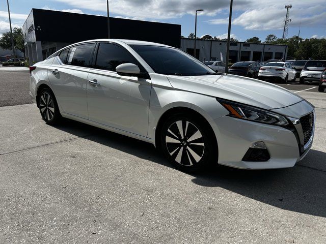2020 Nissan Altima 2.5 SV