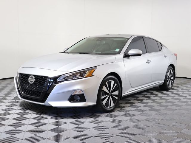 2020 Nissan Altima 2.5 SV