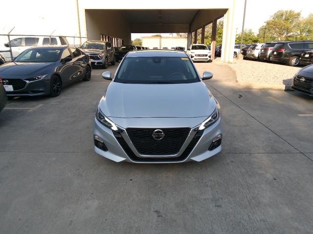 2020 Nissan Altima 2.5 SV