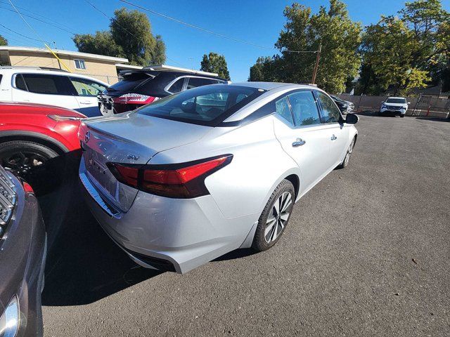 2020 Nissan Altima 2.5 SV