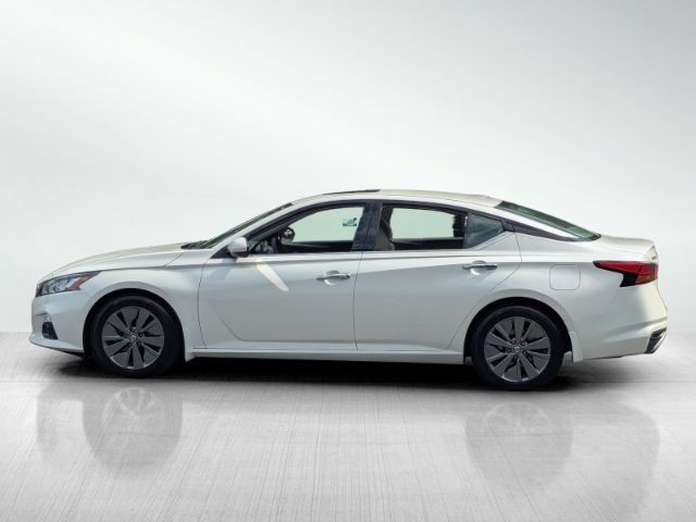 2020 Nissan Altima 2.5 SV