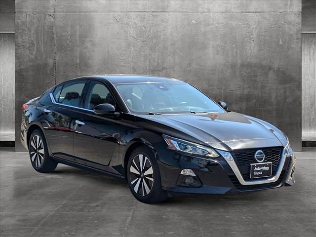 2020 Nissan Altima 2.5 SV