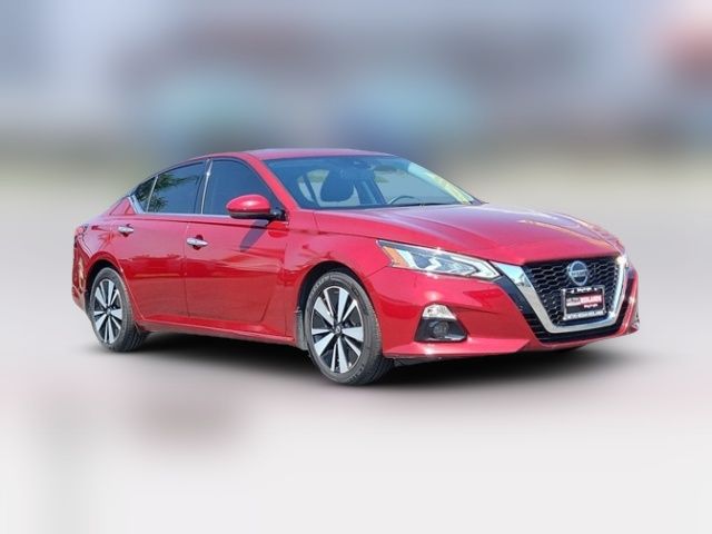 2020 Nissan Altima 2.5 SV