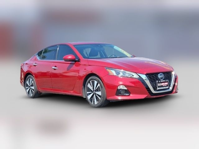 2020 Nissan Altima 2.5 SV