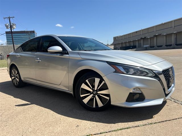 2020 Nissan Altima 2.5 SV