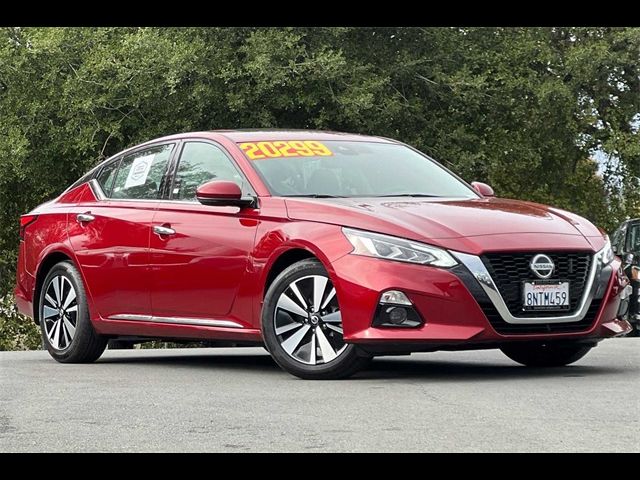 2020 Nissan Altima 2.5 SV