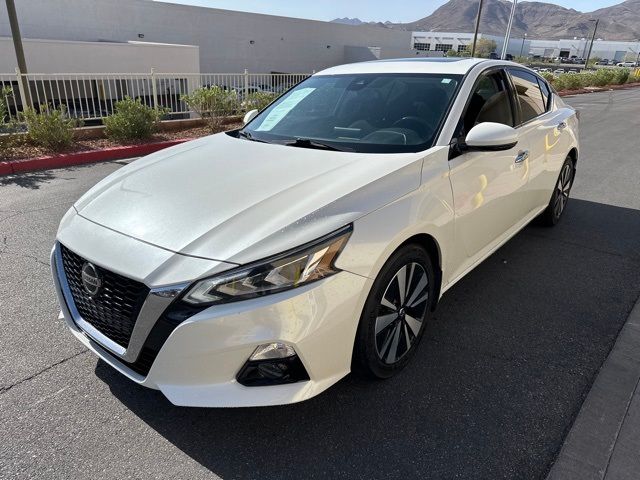 2020 Nissan Altima 2.5 SV