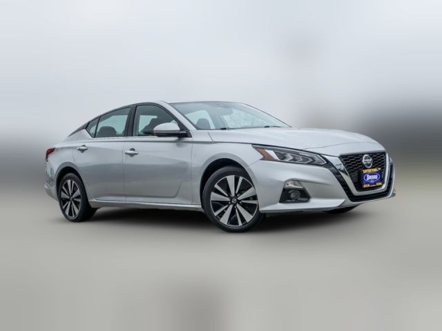 2020 Nissan Altima 2.5 SV